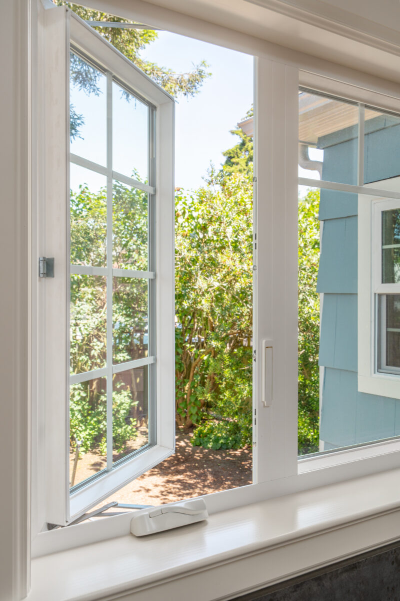 Crescent_Porchlight_Kemp_web-11