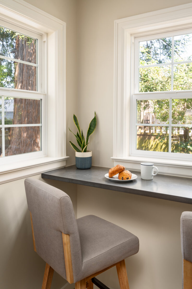 Crescent_Porchlight_Kemp_web-6