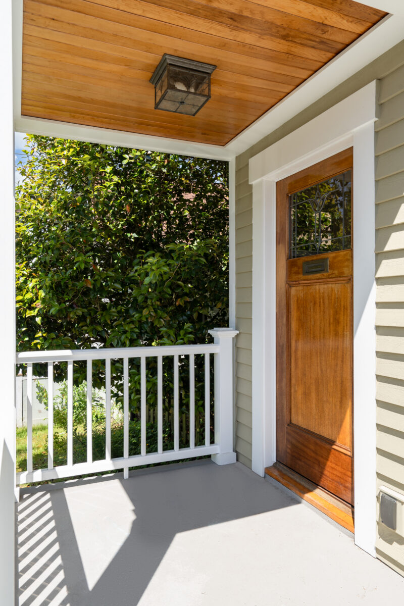 Crescent_Porchlight_Kendall_web-16