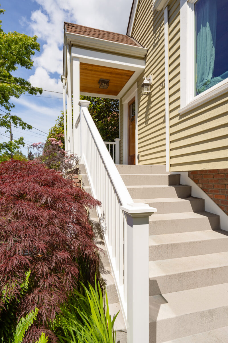 Crescent_Porchlight_Kendall_web-19