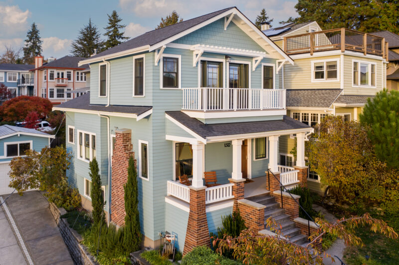 Crescent_Porchlight_WeiTullio_web-8